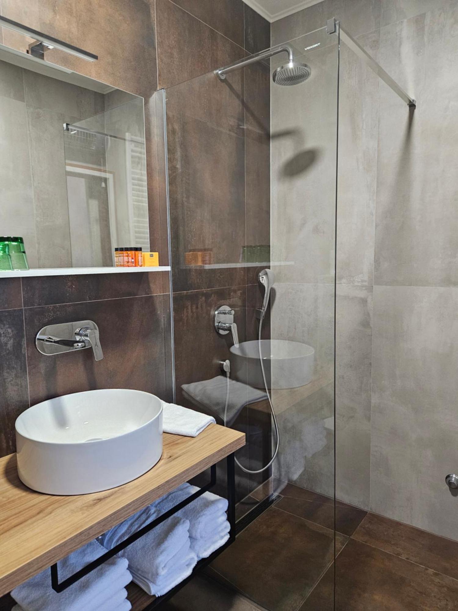 Bed&Breakfast Restaurant DP Donji Zvecaj Exterior foto