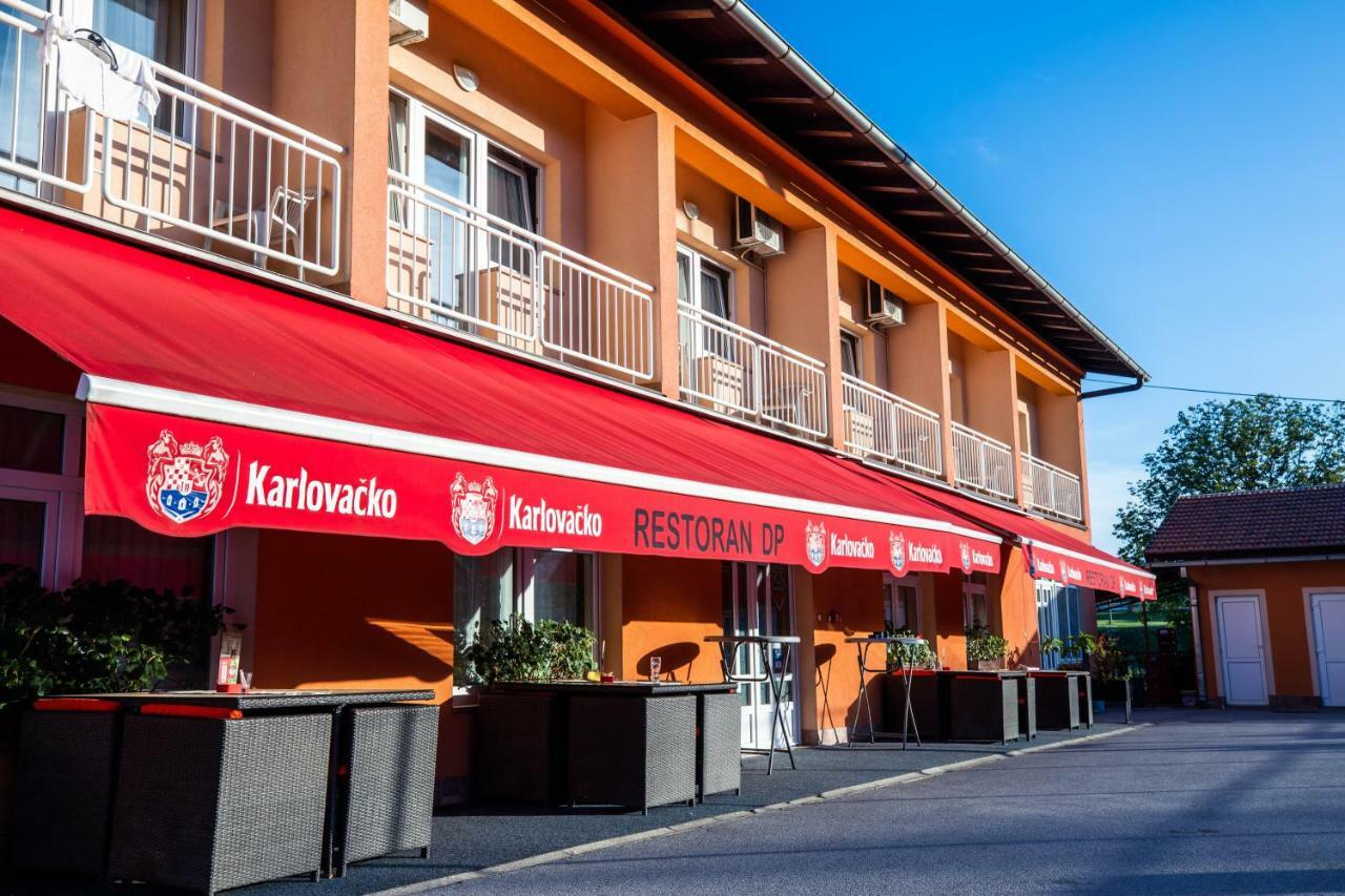 Bed&Breakfast Restaurant DP Donji Zvecaj Exterior foto